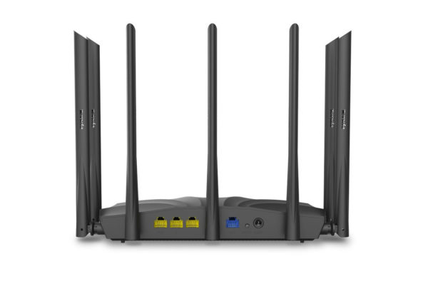 Tenda AC23: AC2100-WLAN Router Anschlüsse