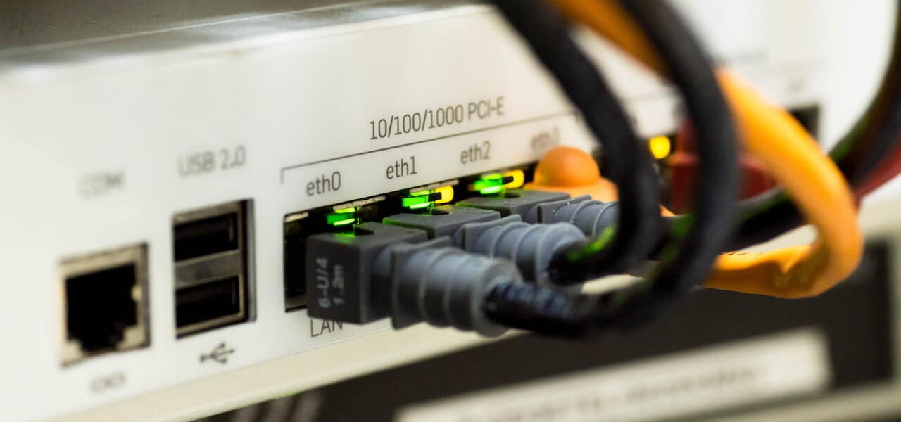 Network Address Translation (NAT) läuft im Router ab