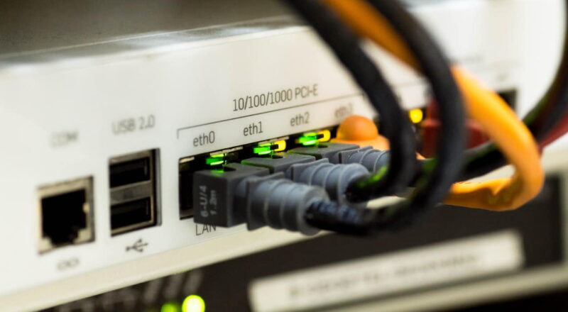 Network Address Translation (NAT) läuft im Router ab