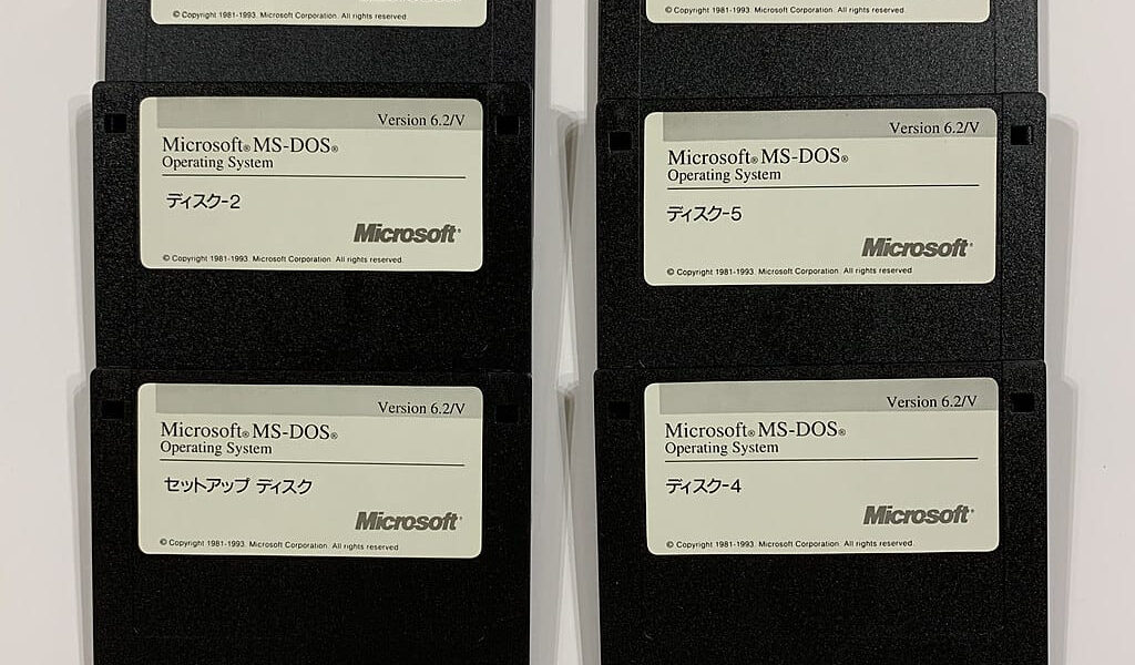 Evolution der Betriebssysteme MS-DOS Disketten